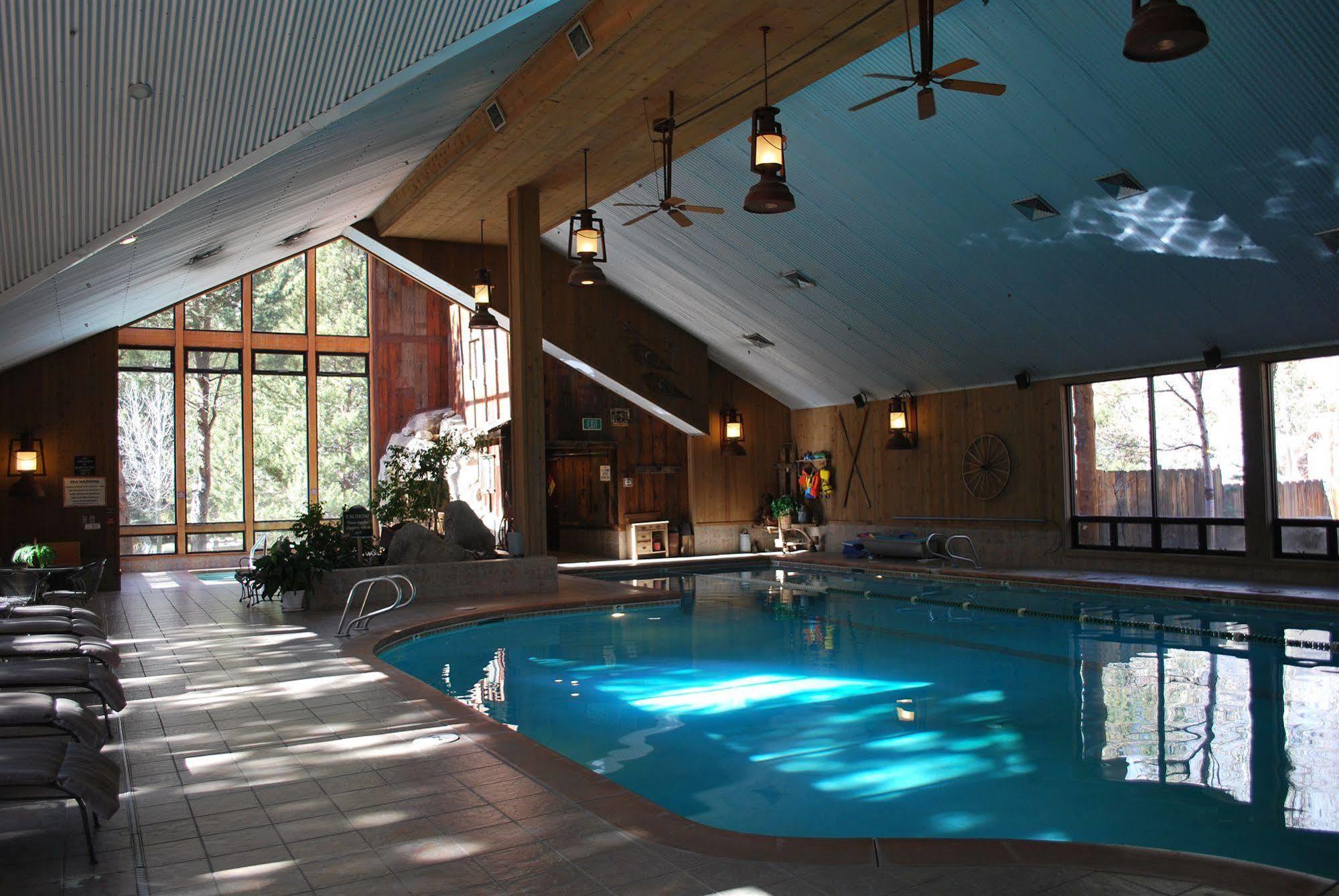 Double Eagle Resort And Spa June Lake Exterior photo